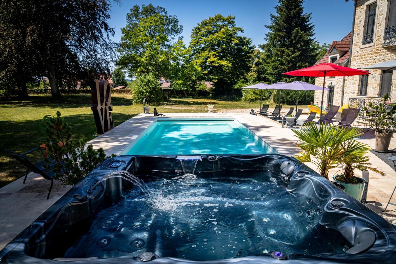 Le 49 Côté Parc&SPA Domblans Exterior foto