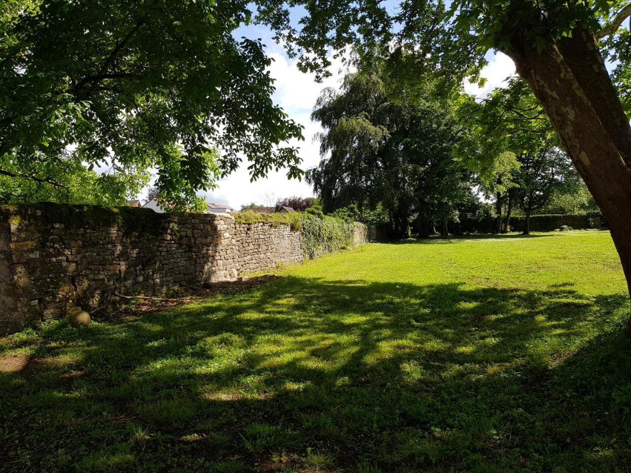 Le 49 Côté Parc&SPA Domblans Exterior foto